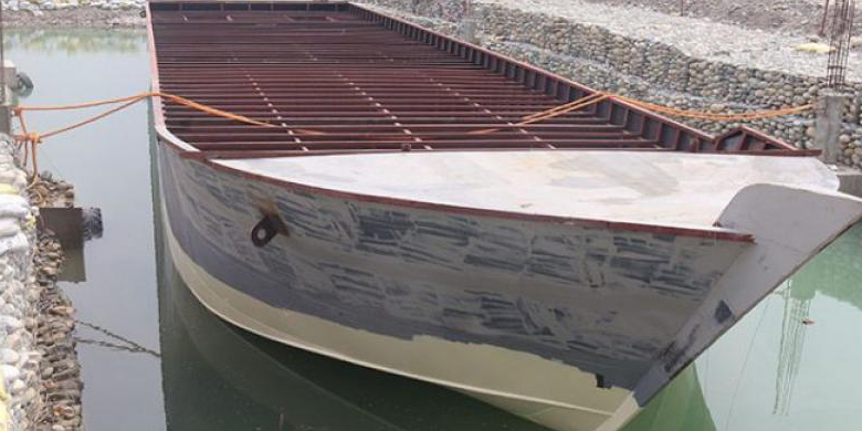 cruise ship in narayani